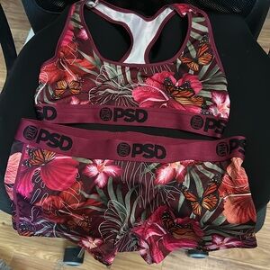 PSD XL Summer Roberts sports bra and boy shorts